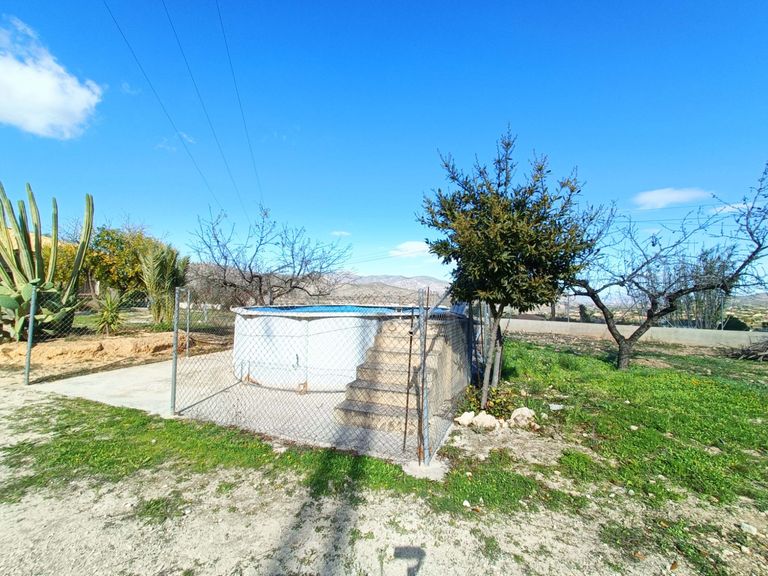 Property thumbnail 8