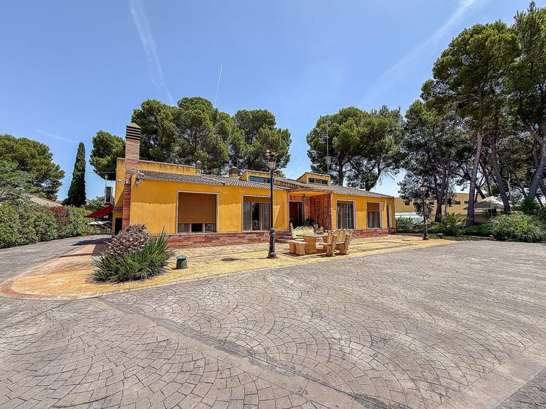 Property thumbnail 1