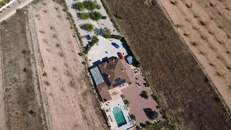 Property thumbnail 3