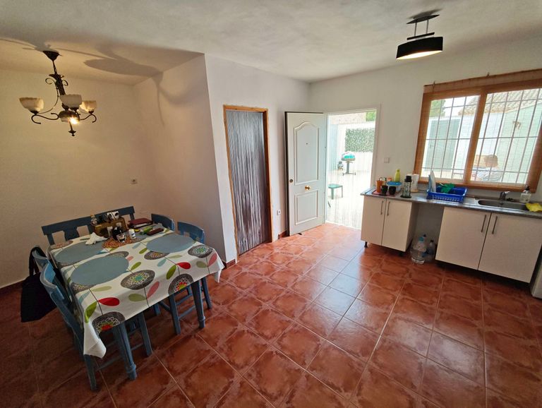 Property thumbnail 11