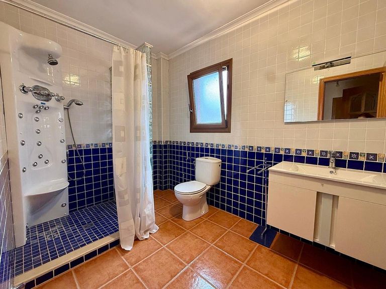 Property thumbnail 19