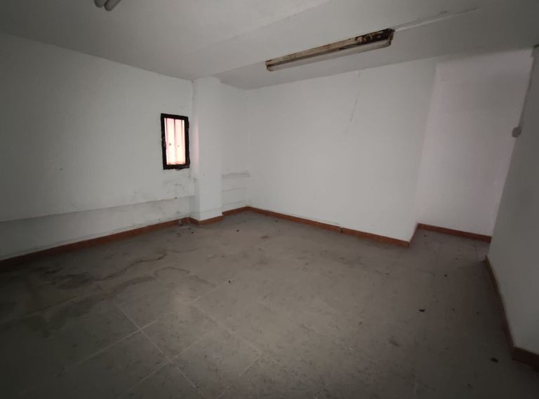 Property thumbnail 12