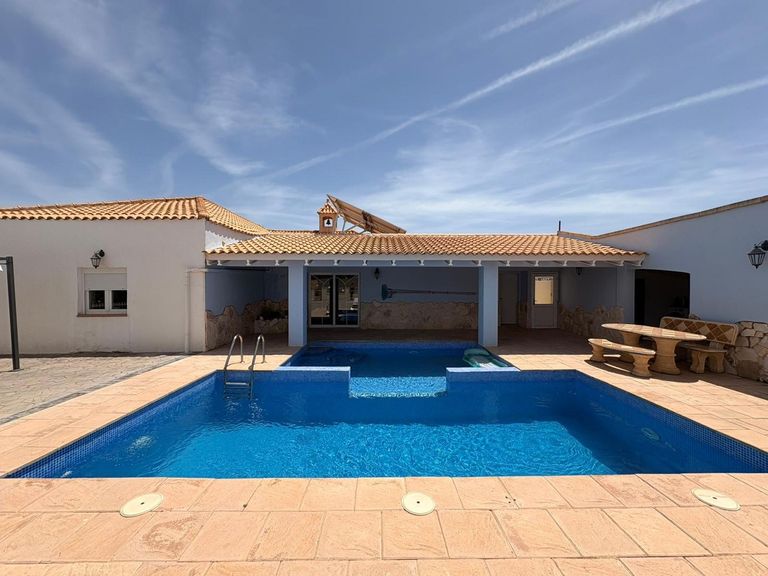Property thumbnail 27