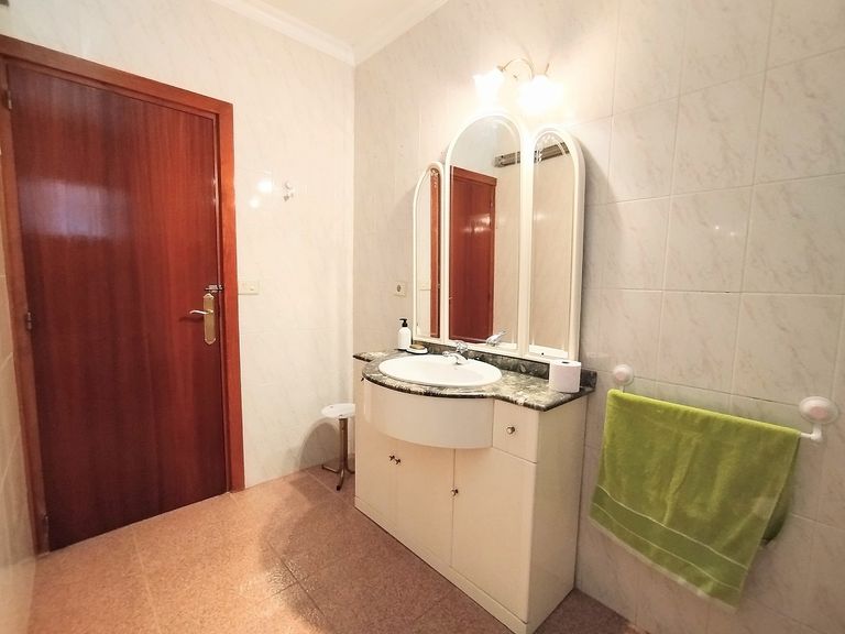 Property thumbnail 30