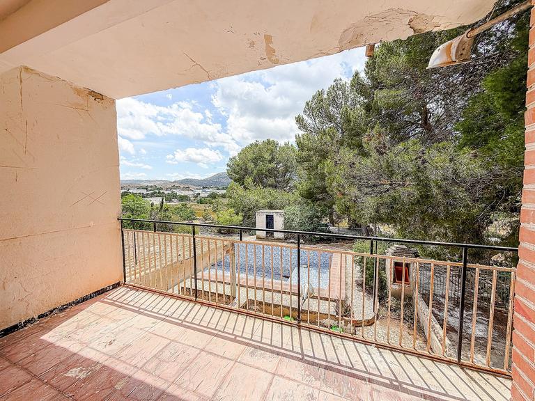 Property thumbnail 6