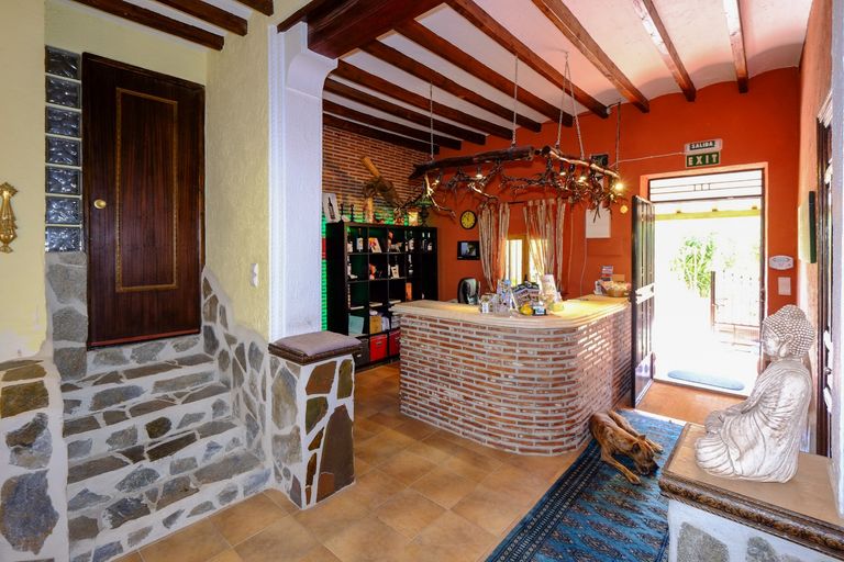 Property thumbnail 9