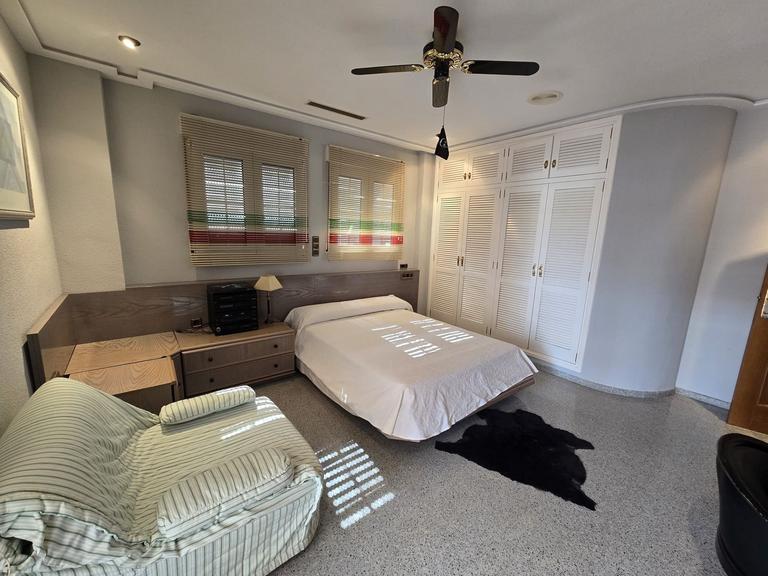 Property thumbnail 38