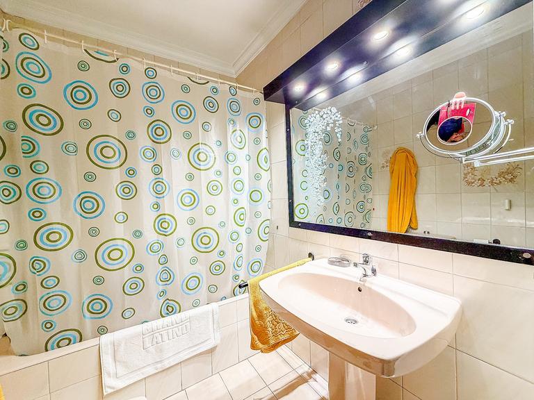 Property thumbnail 11