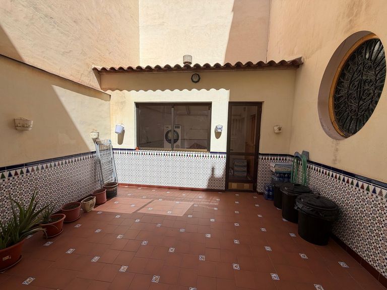 Property thumbnail 11