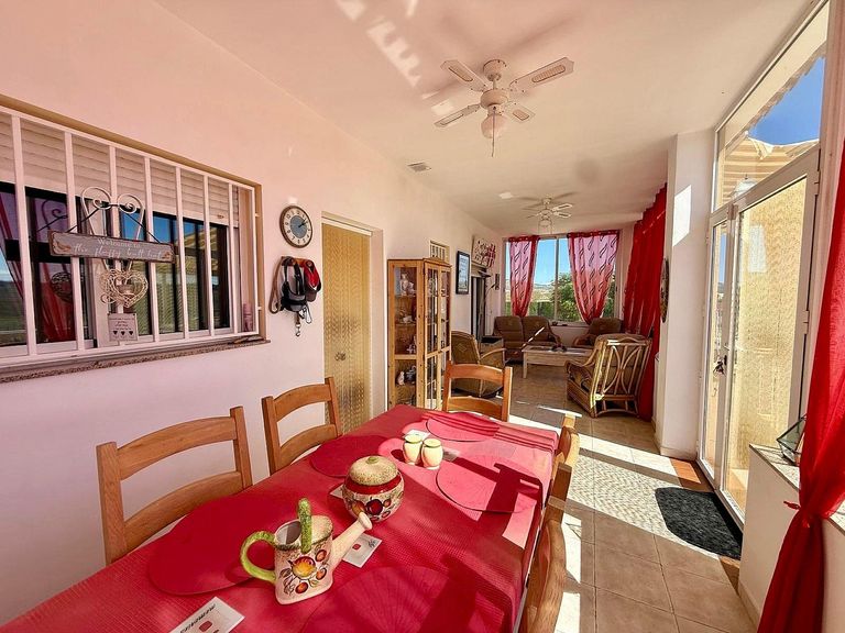 Property thumbnail 35