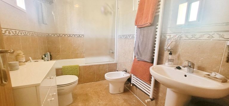 Property thumbnail 35