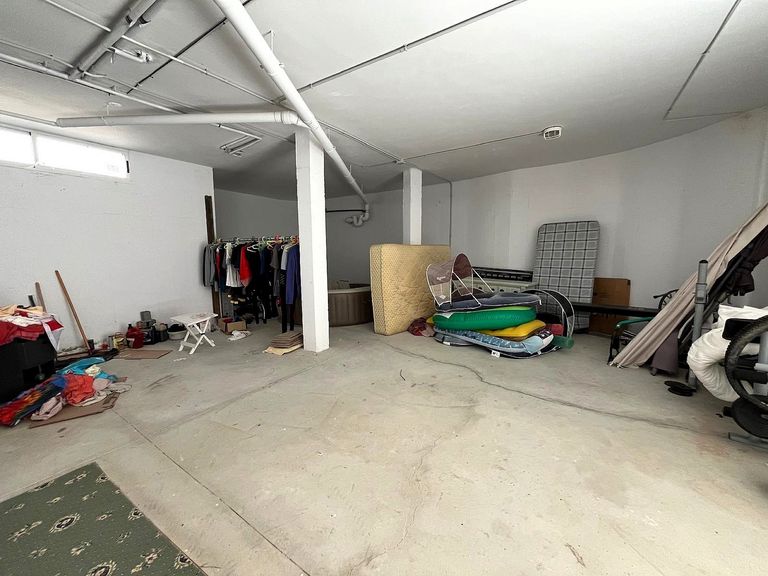 Property thumbnail 28