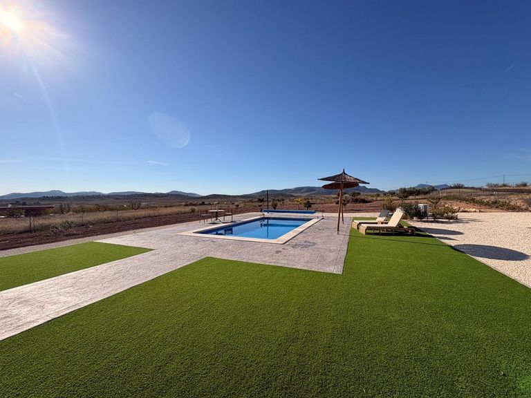 Property thumbnail 24