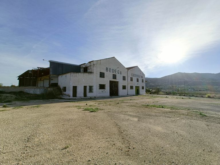 Property thumbnail 1