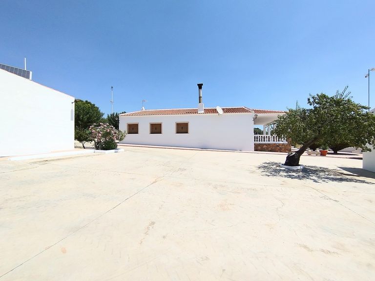 Property thumbnail 4