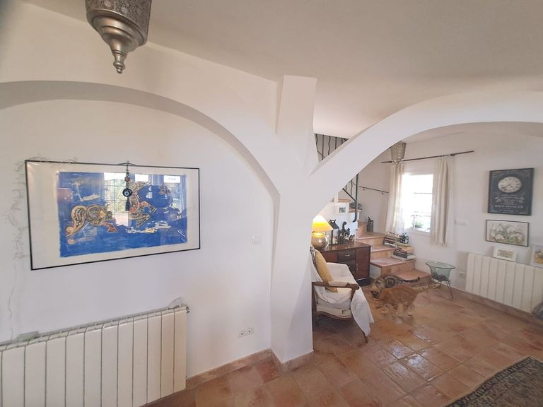 Property thumbnail 35