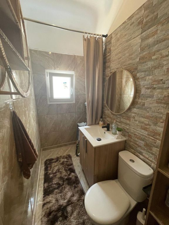 Property thumbnail 28