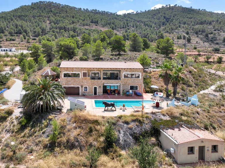 Property thumbnail 8