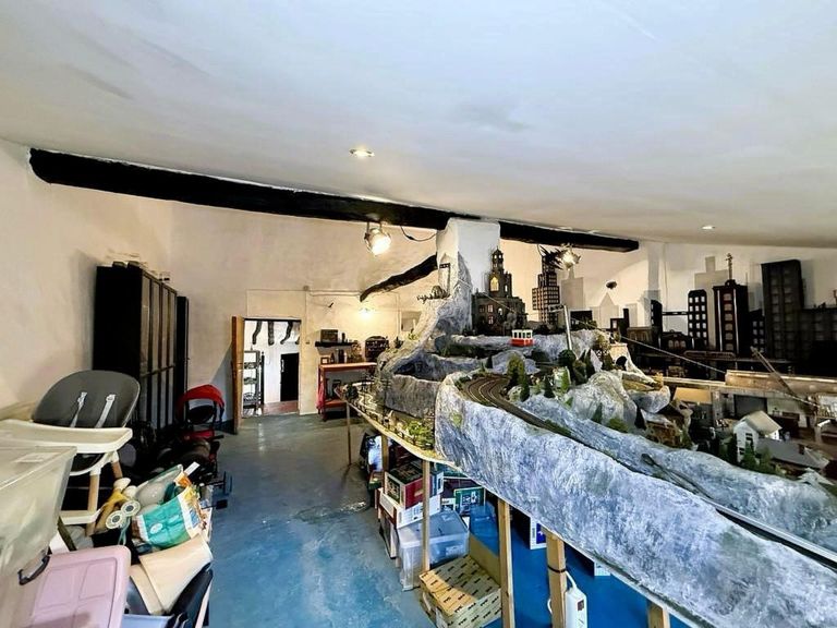 Property thumbnail 33