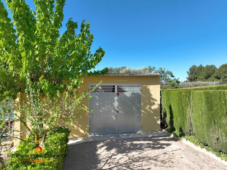 Property thumbnail 37