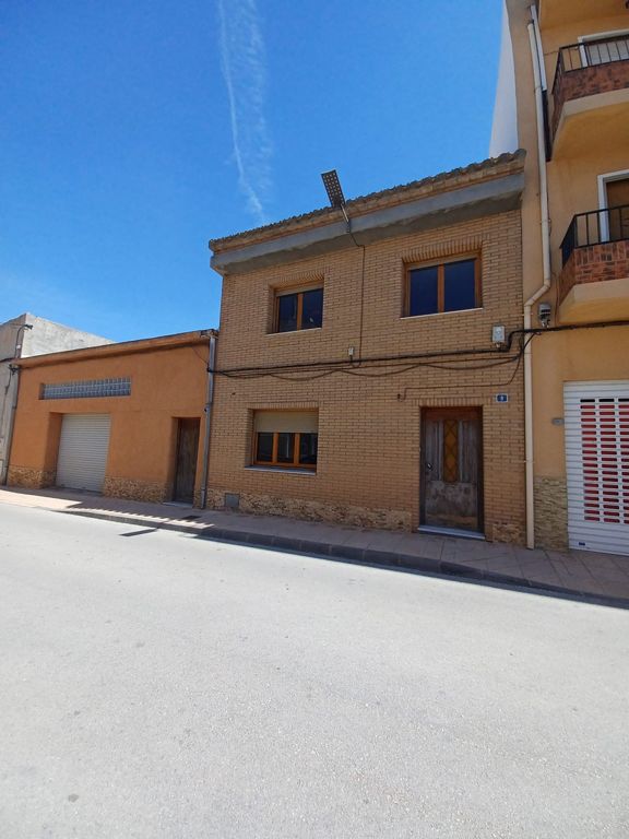 Property thumbnail 2