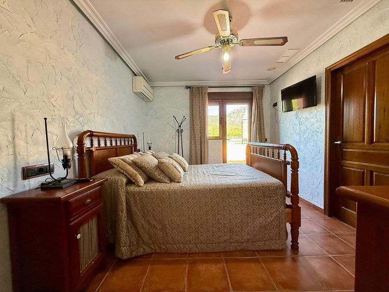 Property thumbnail 42