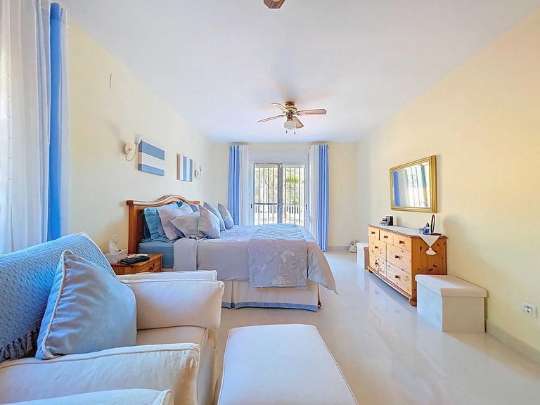 Property thumbnail 42