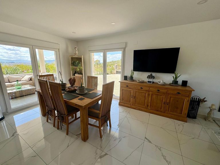 Property thumbnail 5