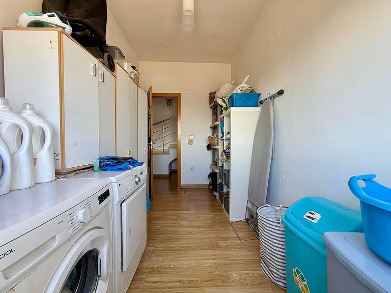 Property thumbnail 25