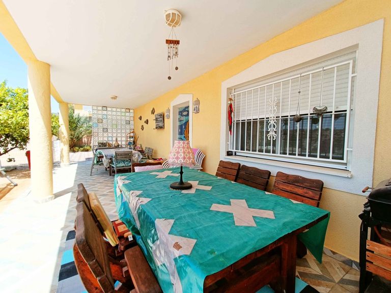 Property thumbnail 1