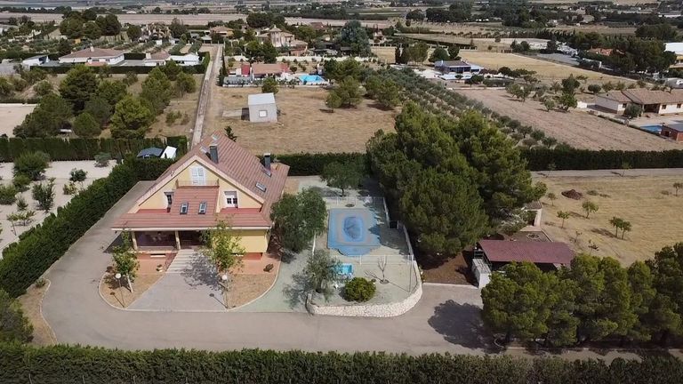 Property thumbnail 3