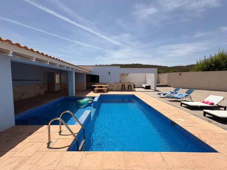 Property thumbnail 18