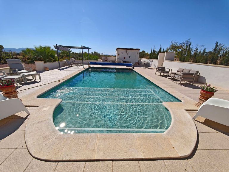Property thumbnail 38