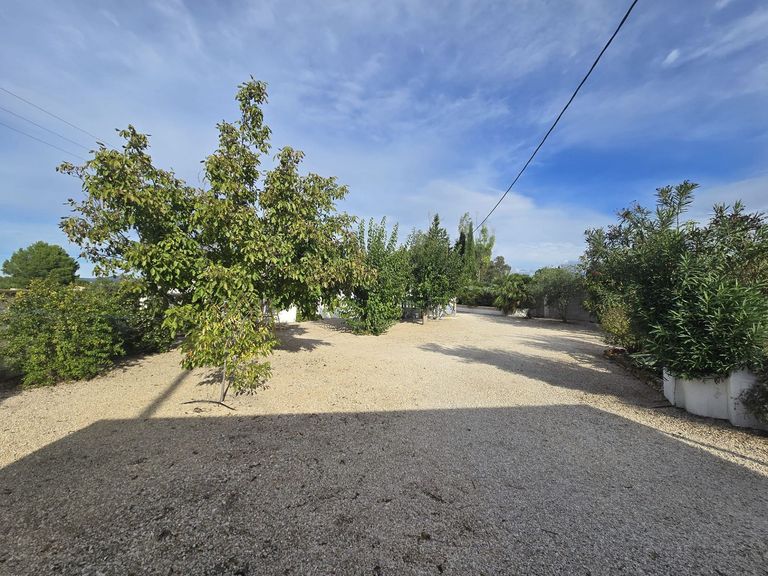 Property thumbnail 38