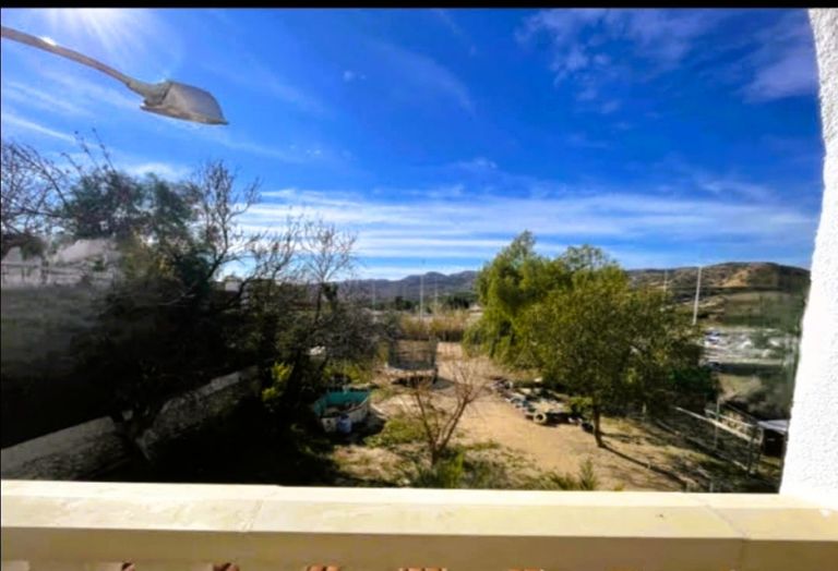 Property thumbnail 36