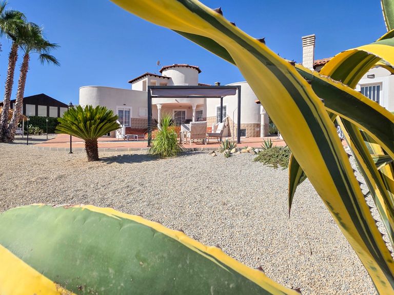Property thumbnail 8