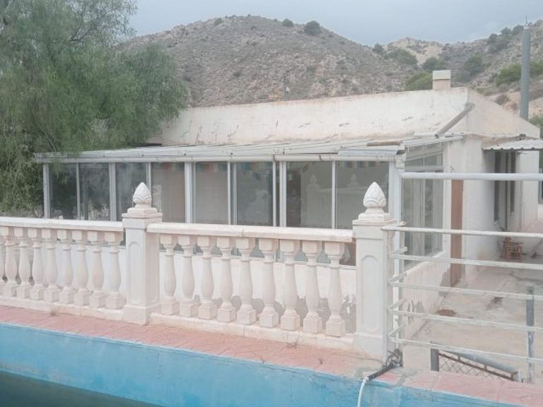 4 bedroom Finca / Rural house in Crevillent, Costa Blanca - Property IV0673