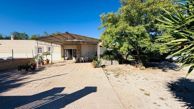 Property thumbnail 12