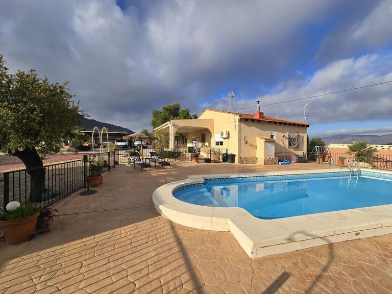 Property thumbnail 4