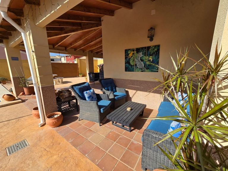 Property thumbnail 6
