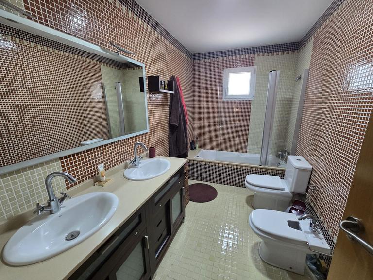 Property thumbnail 14