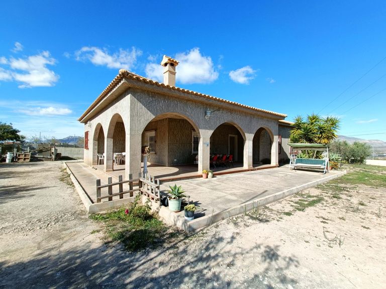 Property thumbnail 1