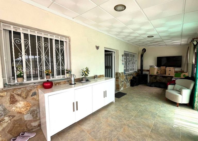 Property thumbnail 24