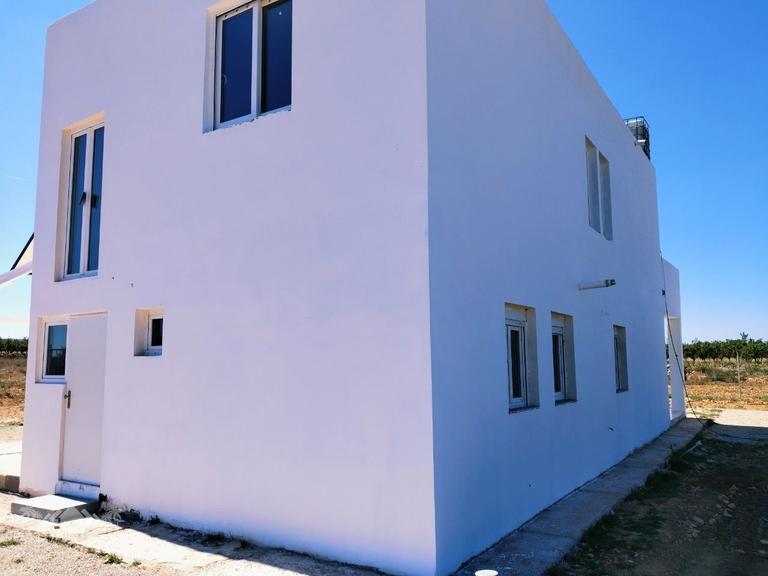 Property thumbnail 2