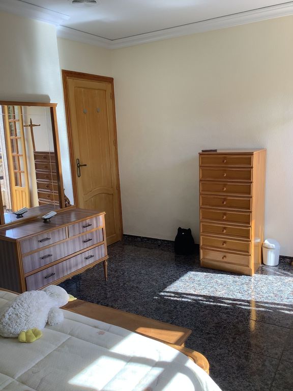 Property thumbnail 35
