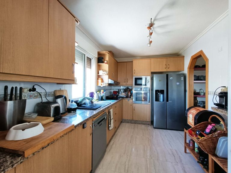 Property thumbnail 6