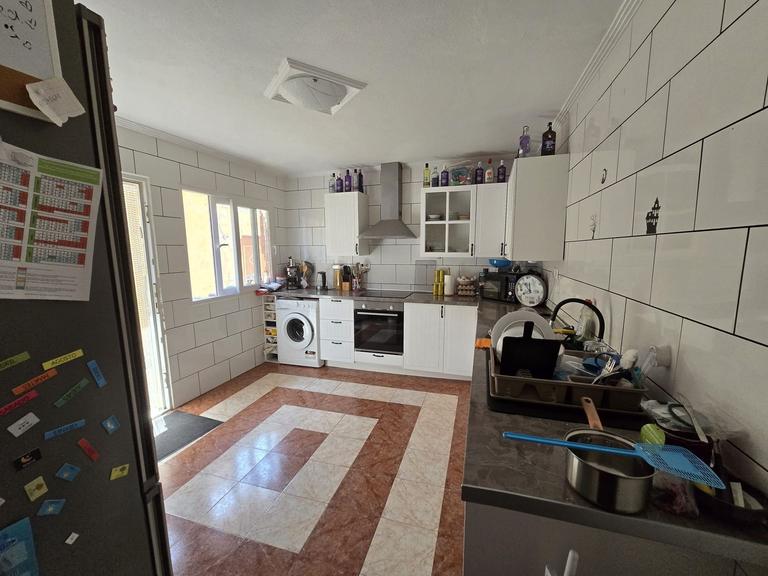 Property thumbnail 34