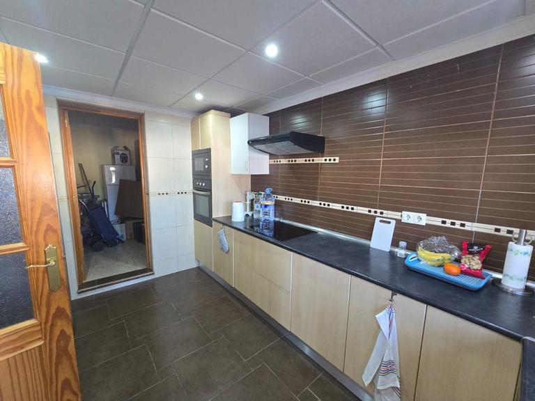 Property thumbnail 6