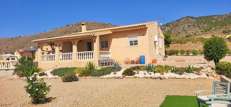 Property thumbnail 2
