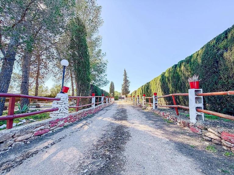 Property thumbnail 7